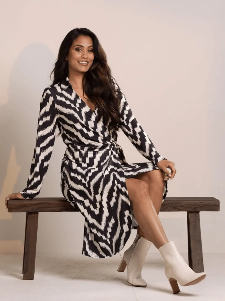 &Co Woman Lessy Dress Ikat Print DR240