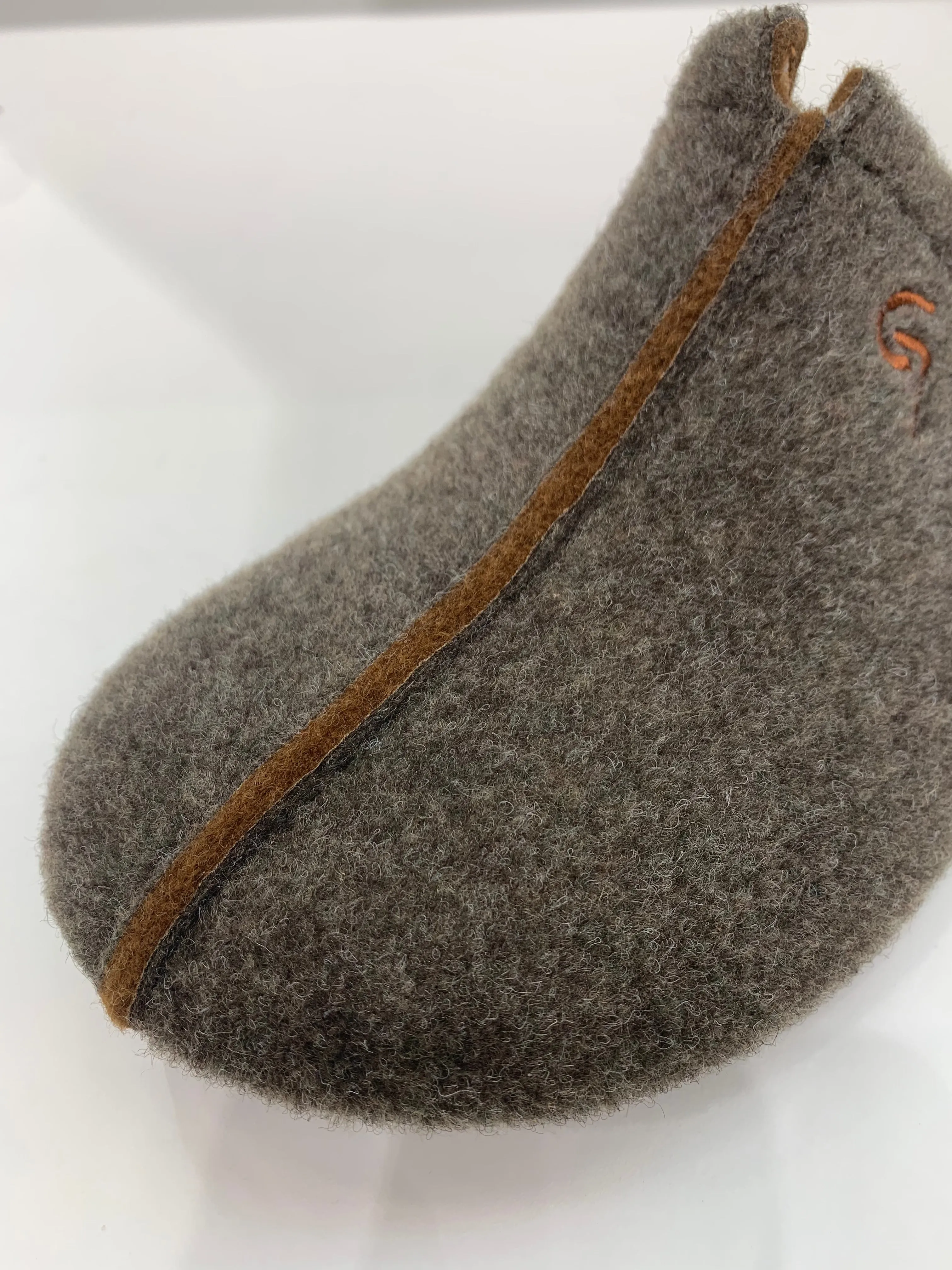 ARCTIC EASE BROWN