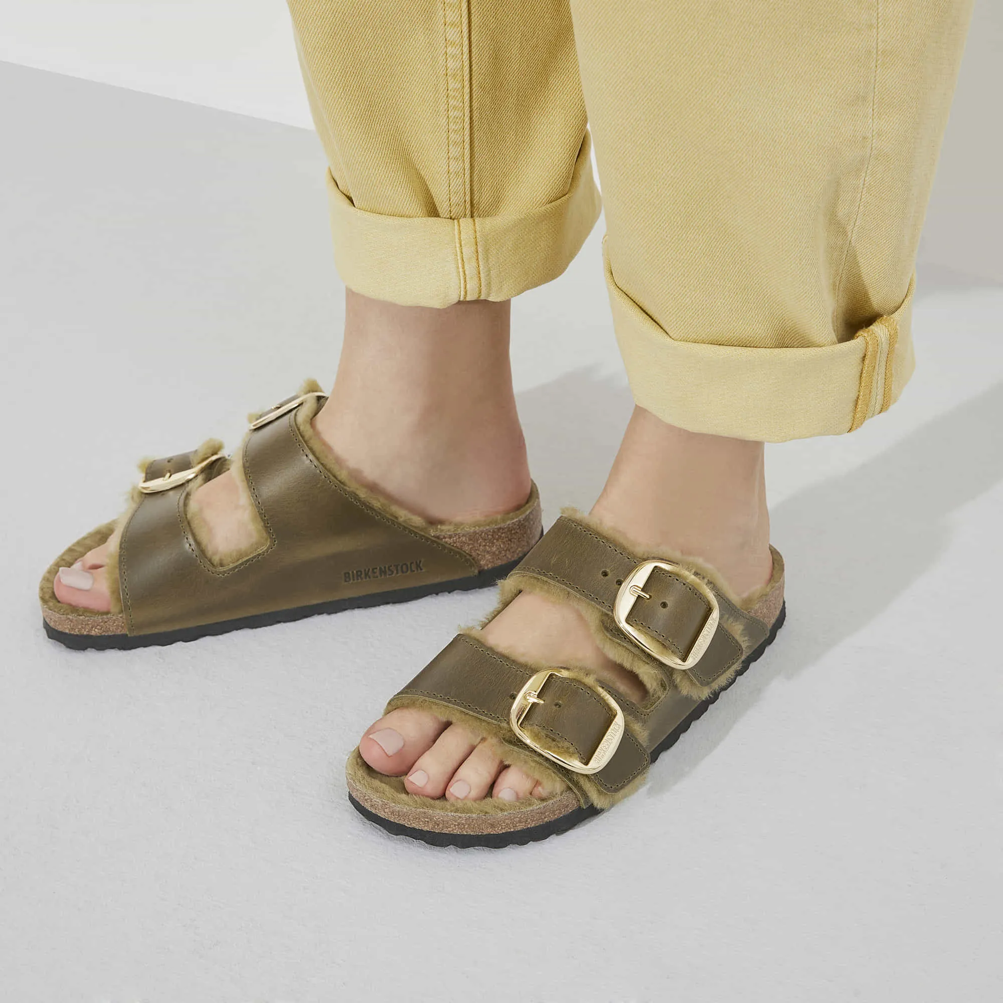 Arizona Big Buckle Oiled Leather