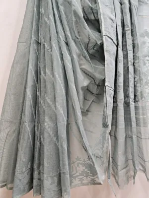 Balaram Saha➟ Dhakai Jamdani Green Handwoven Soft Jamdani Saree