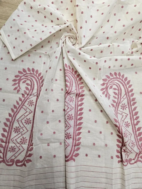 Balaram Saha’s Exclusive Off-White & Red Handwoven Cotton Jamdani Saree