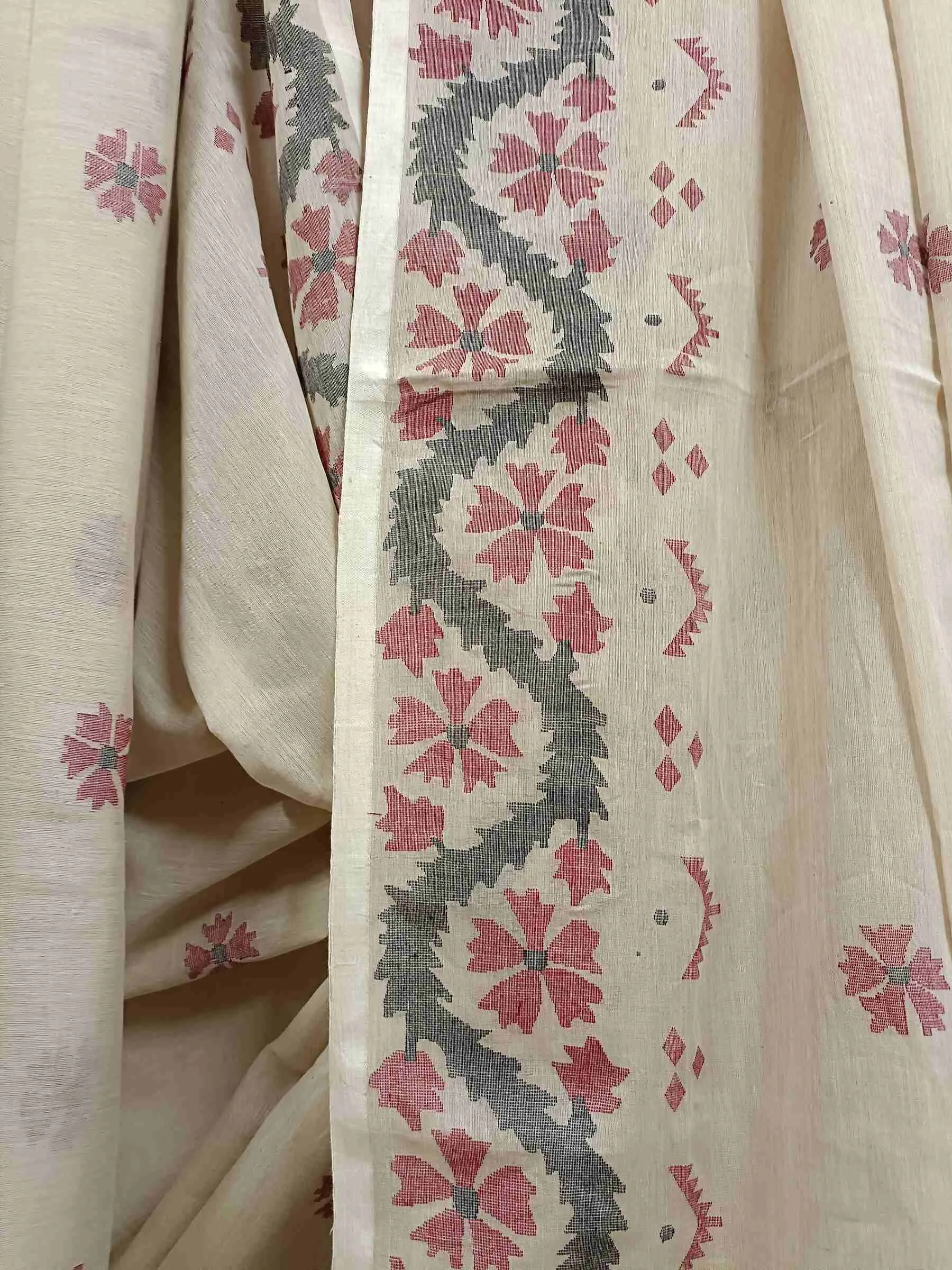 Beige Soft Handloom Handwoven Cotton Jamdani saree