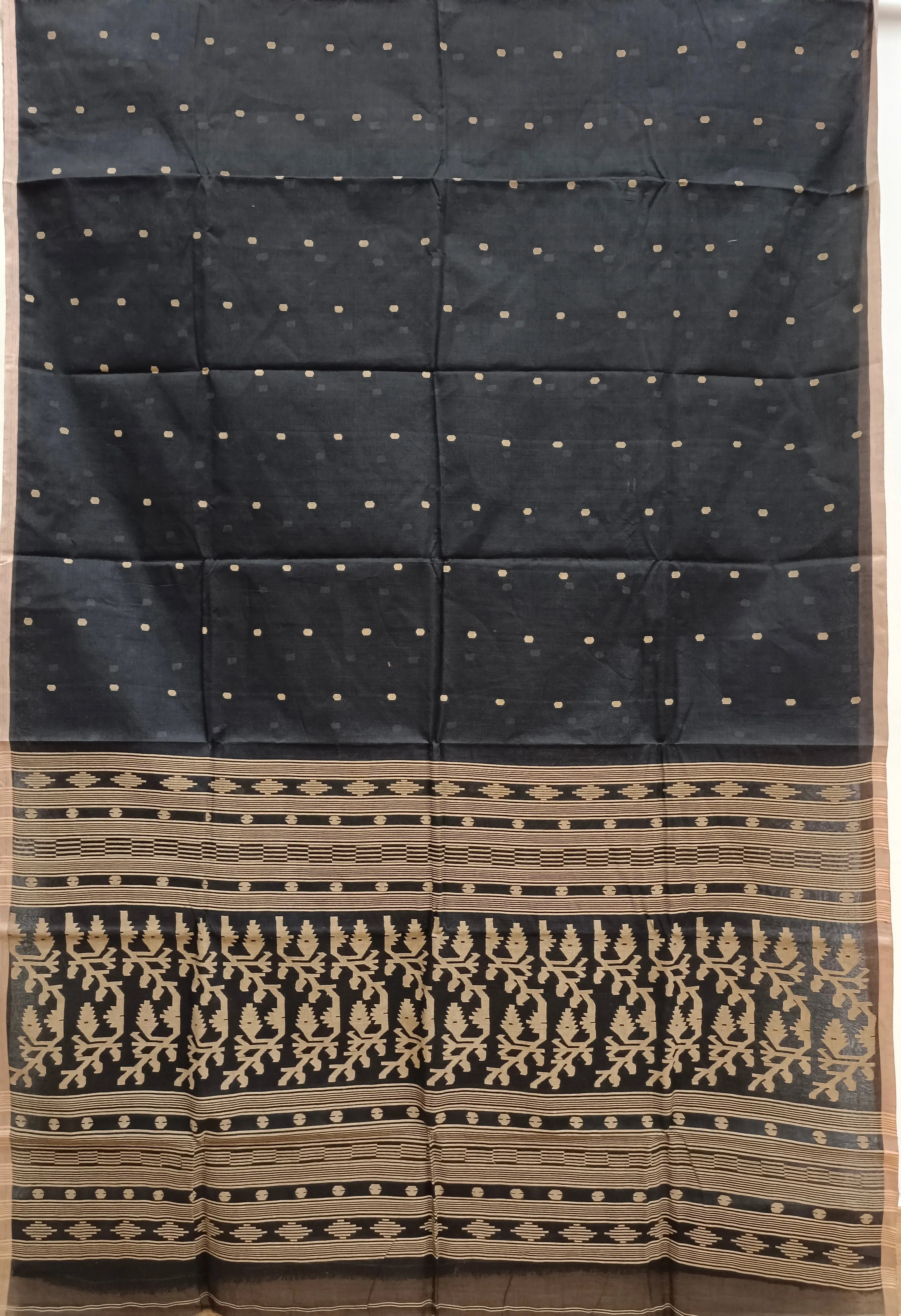 Black and Beige Handloom Traditional Handwoven Cotton Jamdani Saree