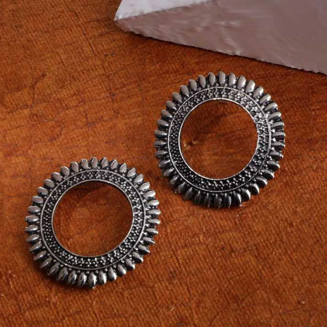 Combo of 2 Chandelier Pearl stud and Round Earrings