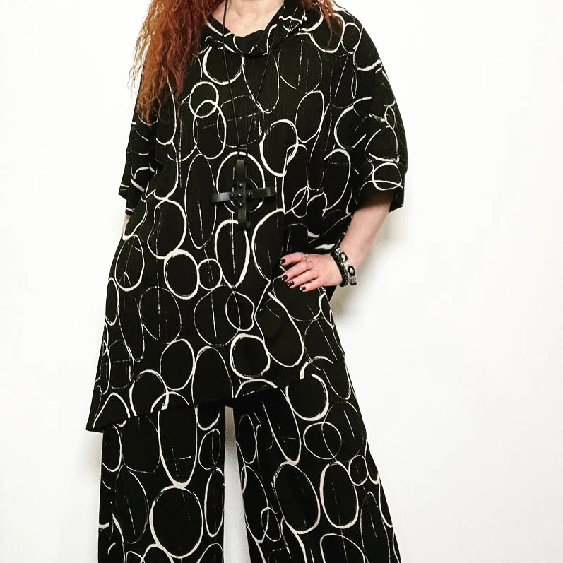 Ebony Tunic - Circles