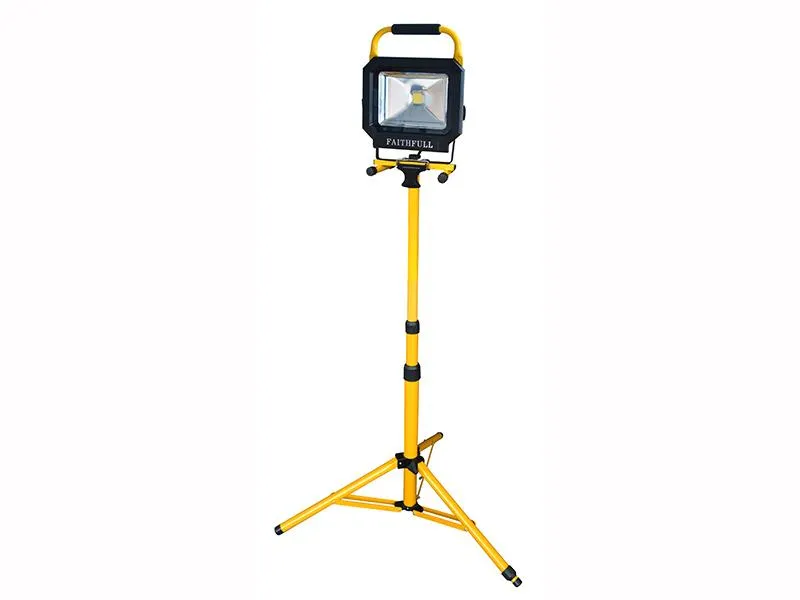 Faithfull Power Plus Cob Led Single Pod Tripod Sitelight 30W 2100 Lumens 110V