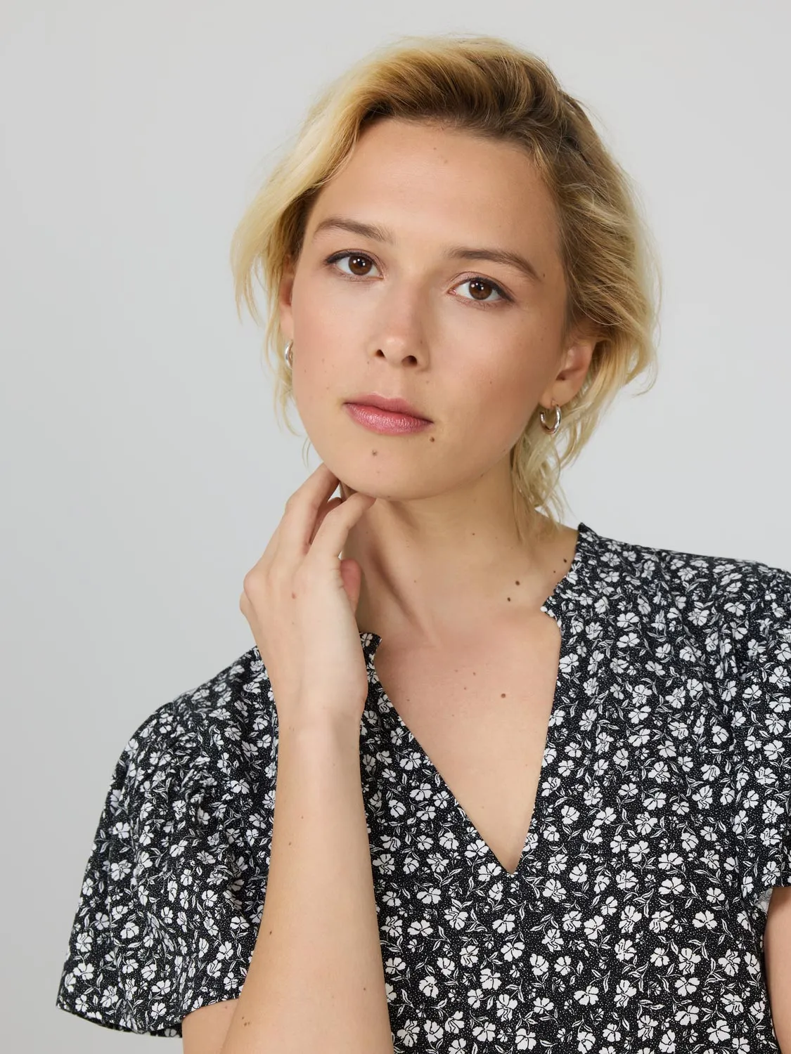Floral Print Flutter Sleeve Mini Dress