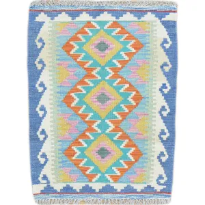 Hand-Woven Southwestern Design Kilim Handmade Wool Rug (Size 1.11 X 2.10) Cwral-9435