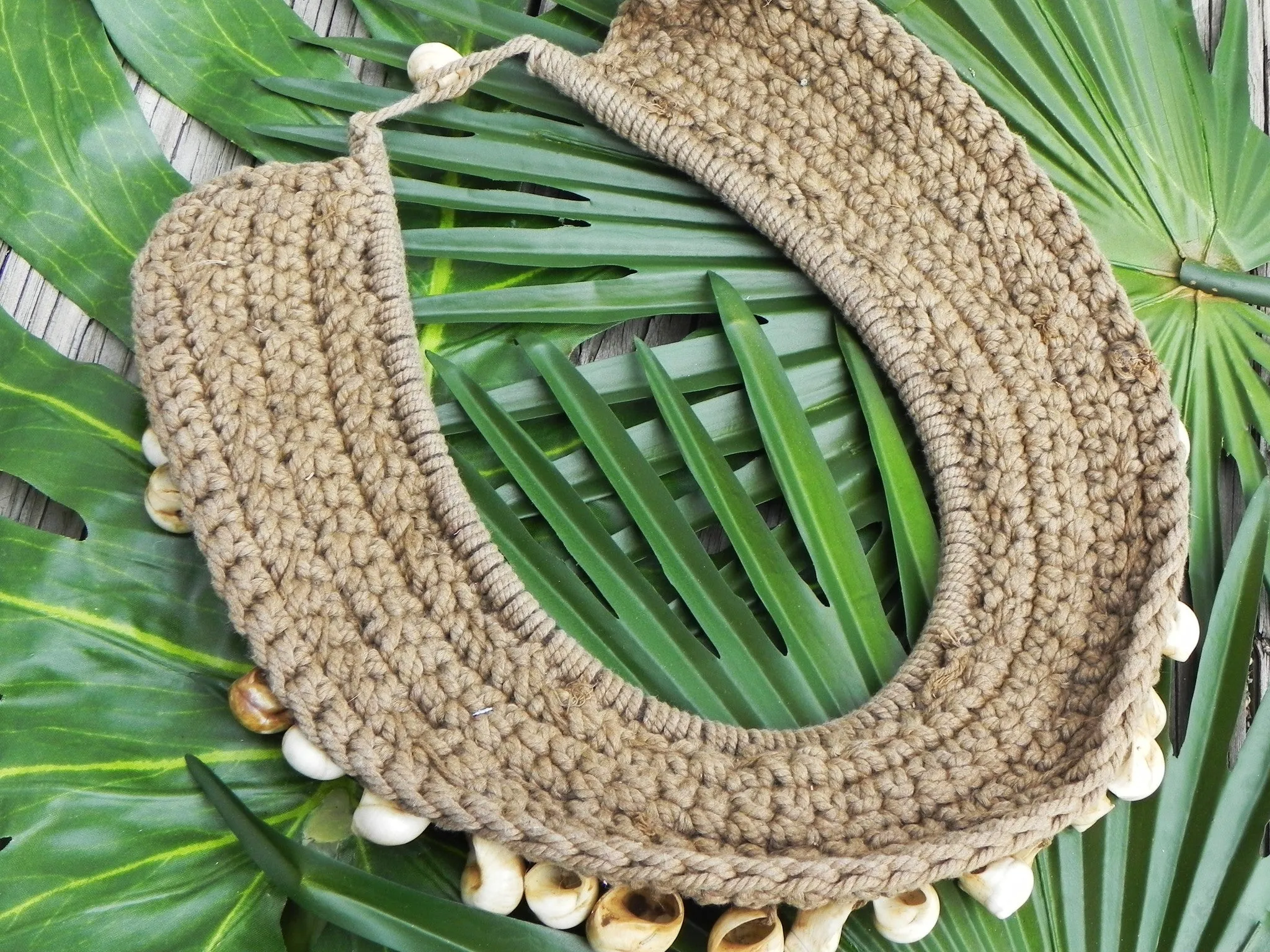 Indonesian Necklace, Tribal Shell & Fibre- Artifact