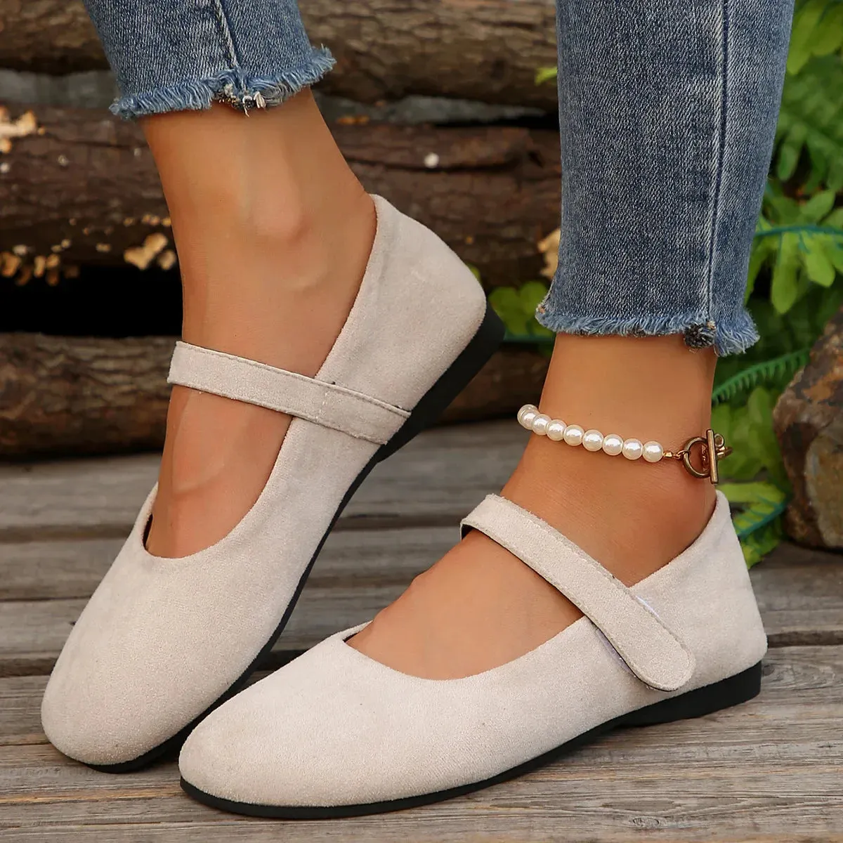 Noir Suede Leather Flats