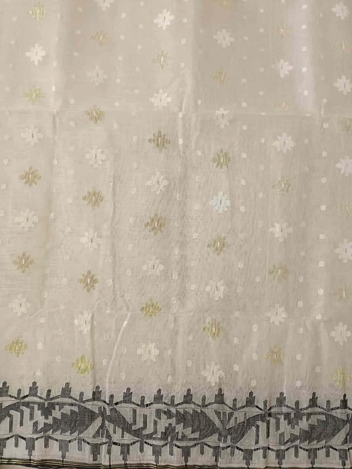 Off-White & Black Traditional Bangladesh Cotton Jamdani saree