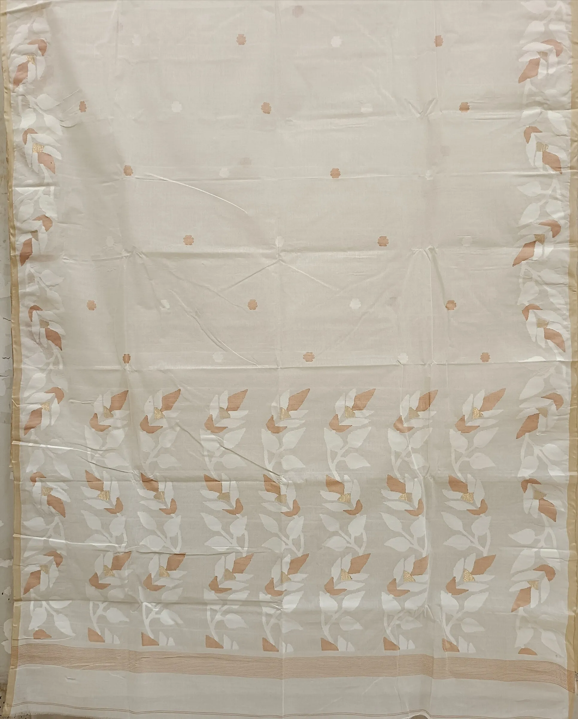 Off-White Handloom Handwoven Fine Cotton jamdani Saree
