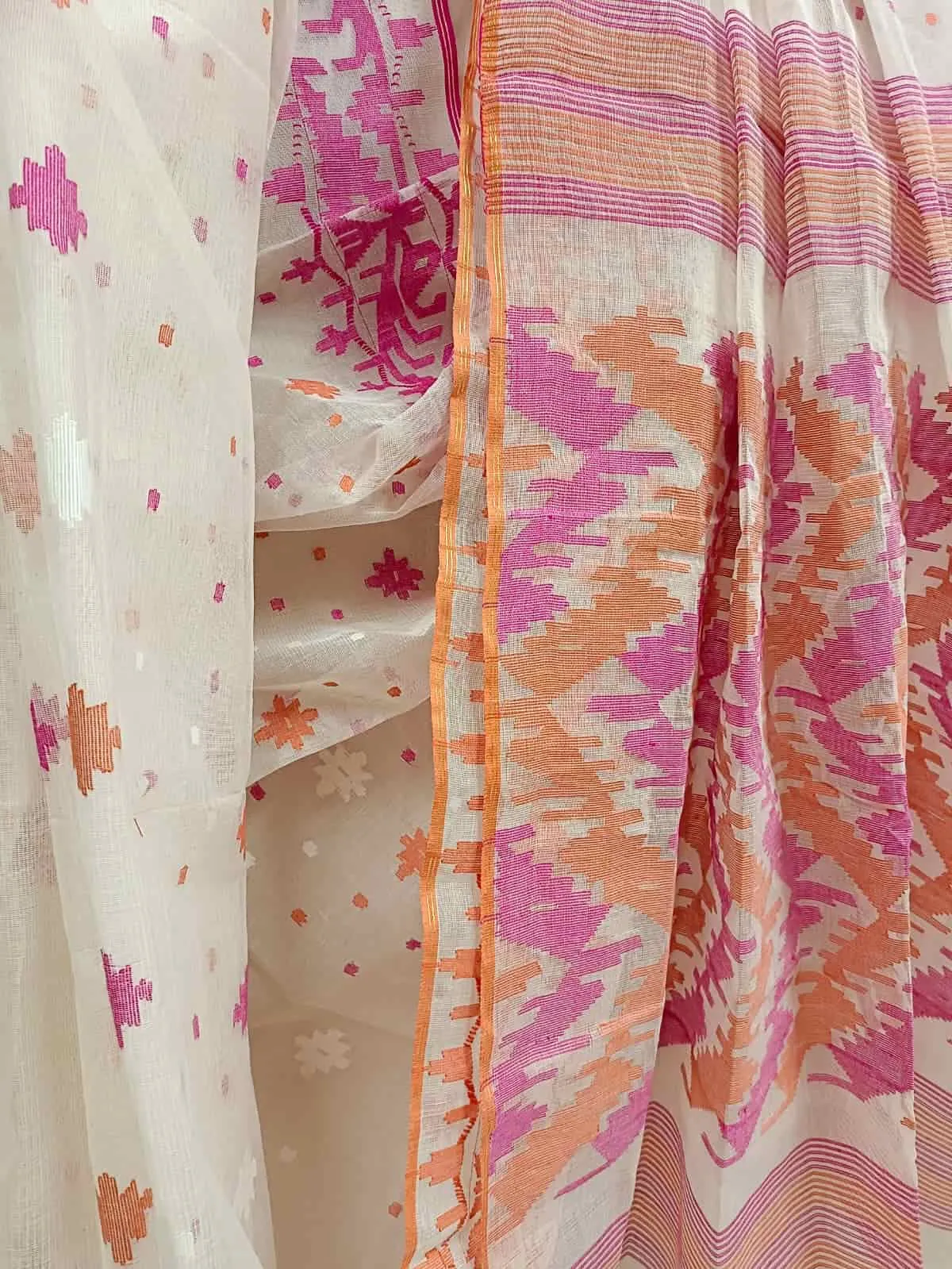 Off-White Traditional Bangladesh Cotton Jamdani saree