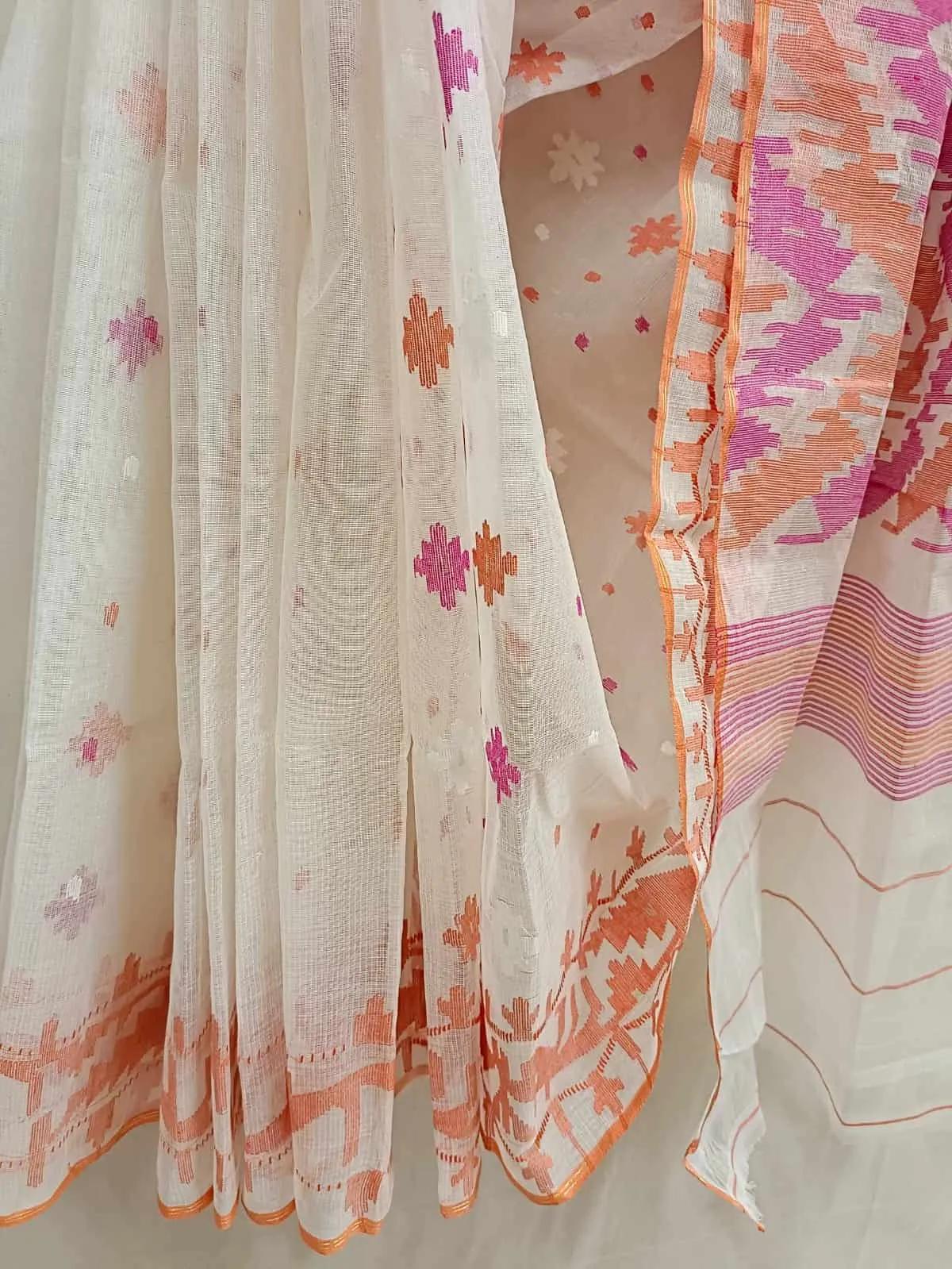 Off-White Traditional Bangladesh Cotton Jamdani saree