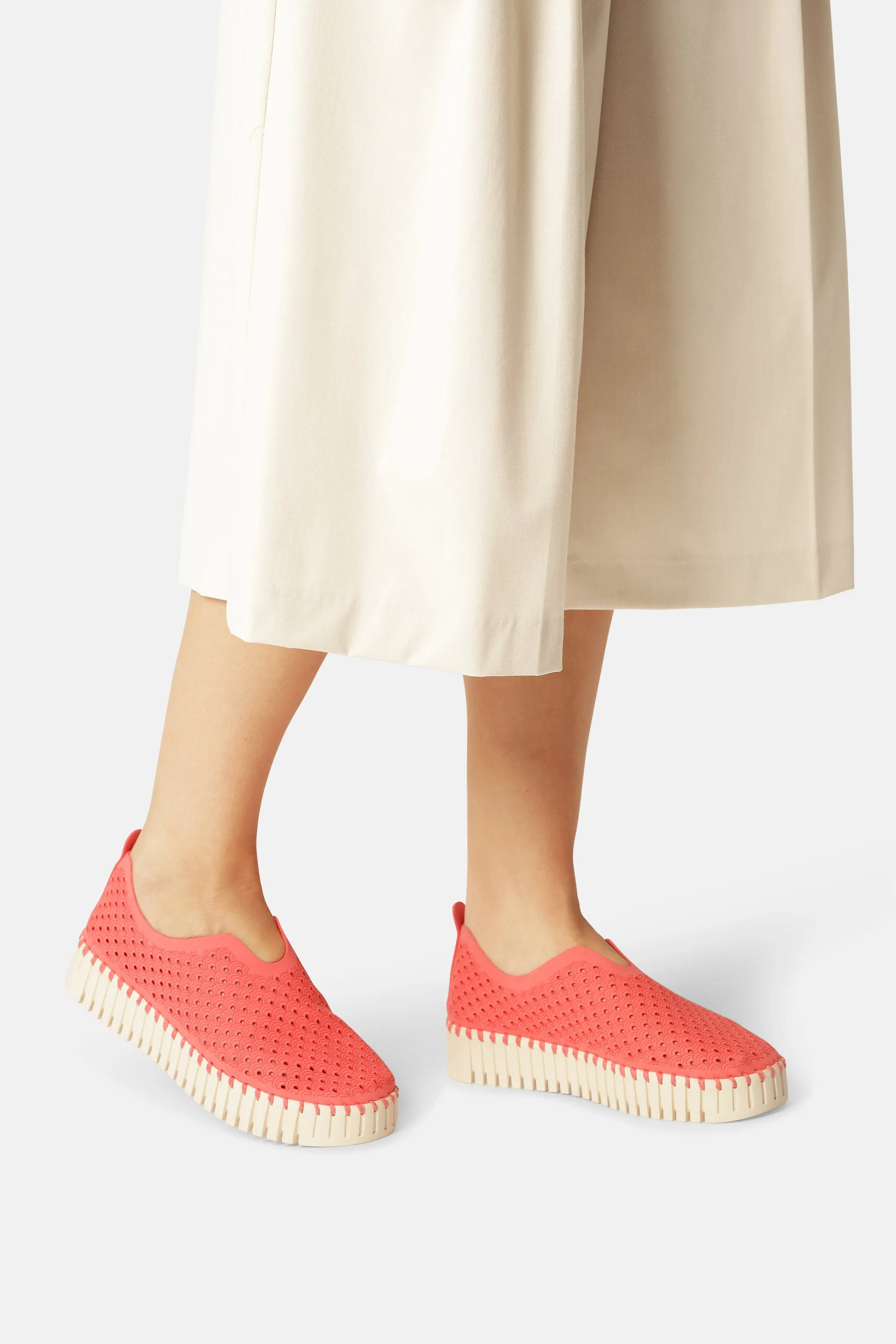 Platform Tulip Slipper - Raspberry