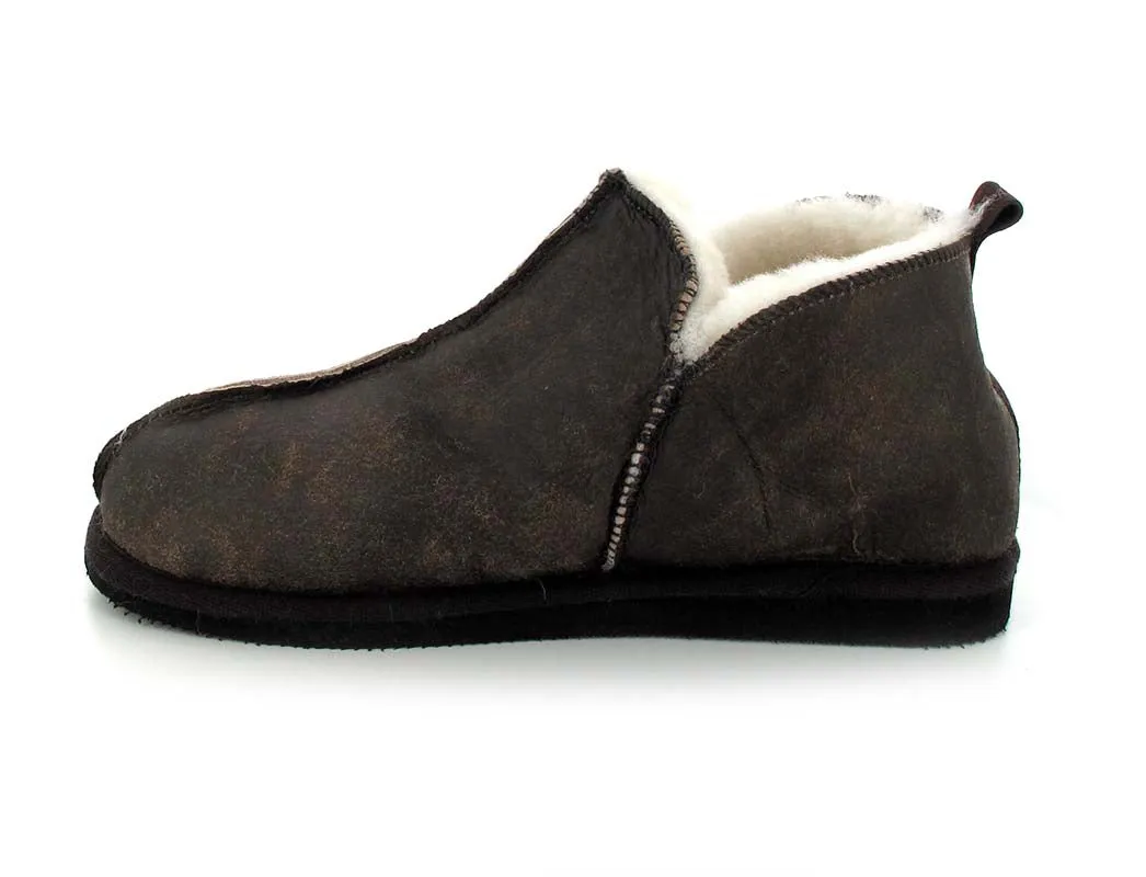 SHEPHERD Men's Ankle-High Shearling Slippers Anton