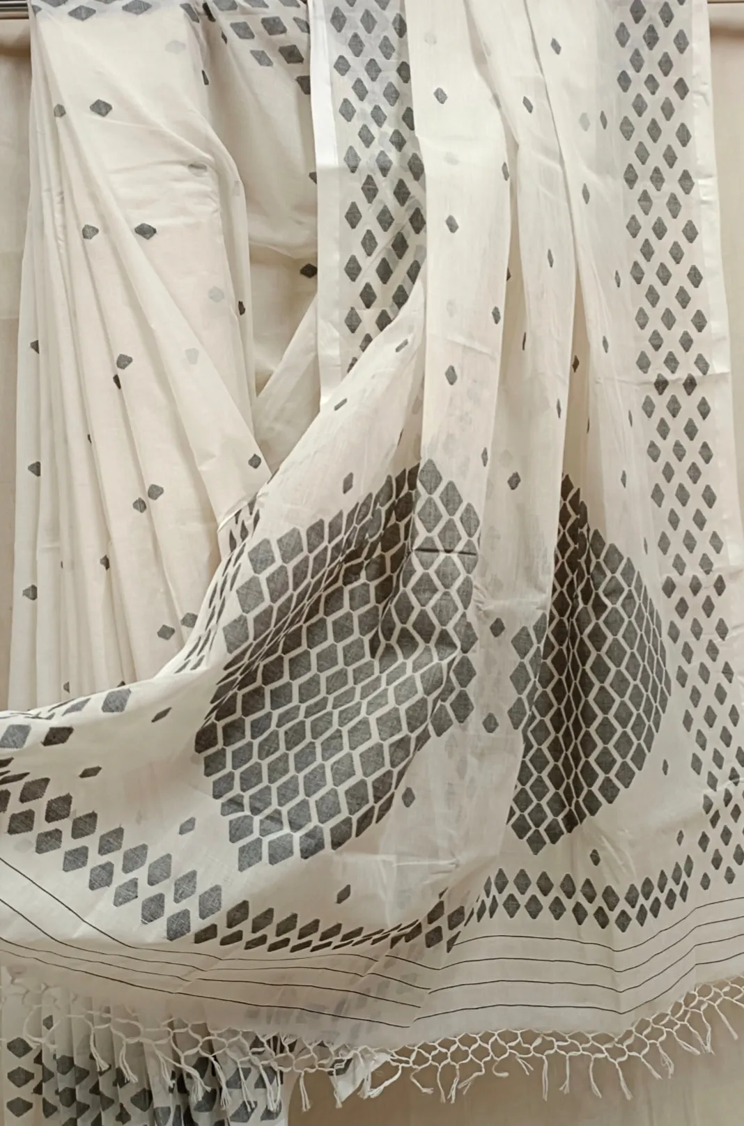 White & Black Handloom Handwoven Cotton Jamdani Saree