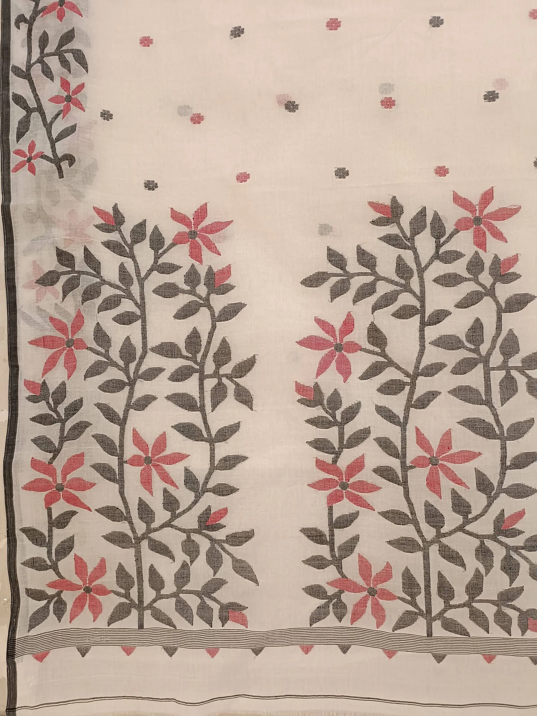 White & Black Handloom Handwoven Jamdani Saree