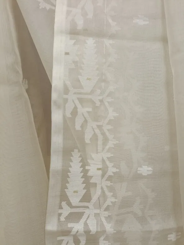 white-on-white handloom muslin silk handwoven jamdani saree