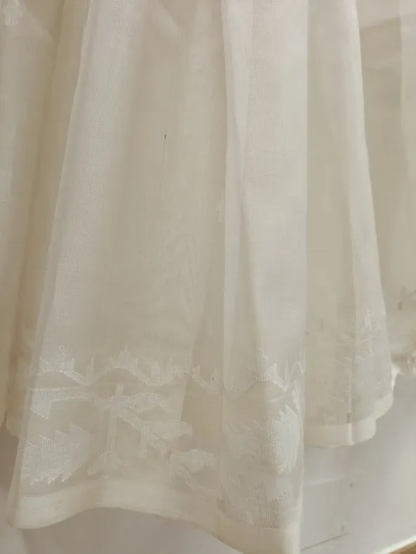 white-on-white handloom muslin silk handwoven jamdani saree
